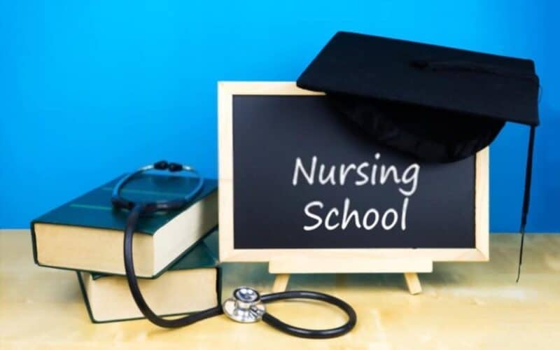 13 Easiest Nursing Schools To Get Into in 2022