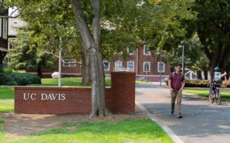 university of california davis acceptance rate 2022