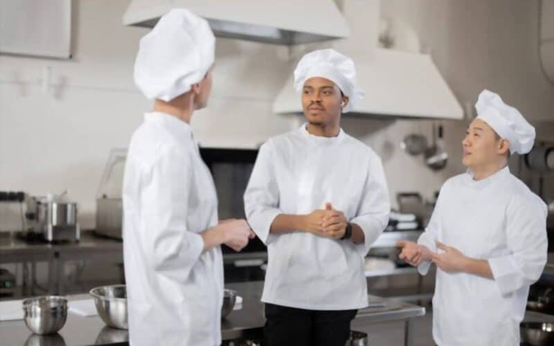 Why Do Chefs Wear White? (4 Good Reasons)